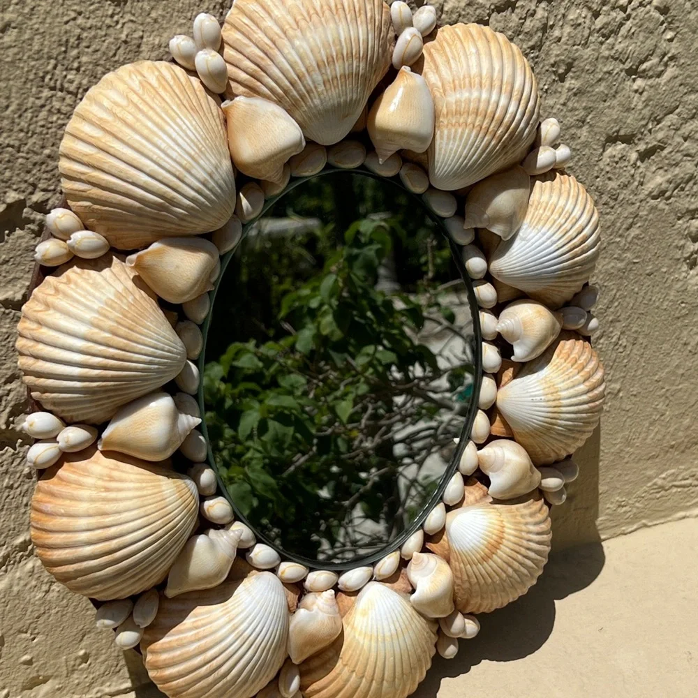 Vintage Seashell Wall Mirror - Cream and Tan